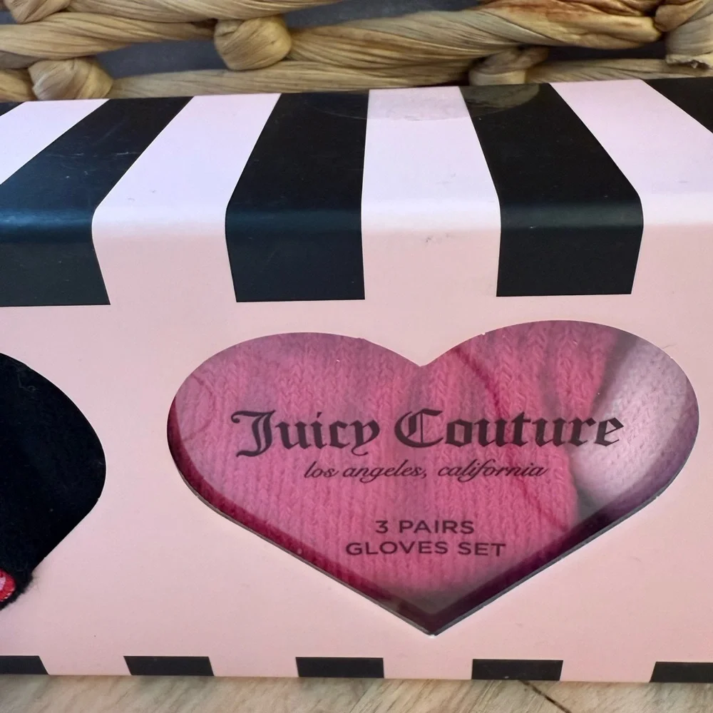 Juicy couture three pack glove set